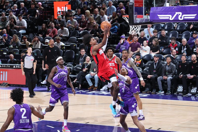 SALT LAKE CITY, UT - MARCH 29: Jalen Green #4 of the Houston Rockets shoots the ball during the game against the Utah Jazz on March 29, 2024 at Delta Center in Salt Lake City, Utah. NOTE TO USER: User expressly acknowledges and agrees that, by downloading and or using this Photograph, User is consenting to the terms and conditions of the Getty Images License Agreement. Mandatory Copyright Notice: Copyright 2024 NBAE (Photo by Melissa Majchrzak/NBAE via Getty Images)