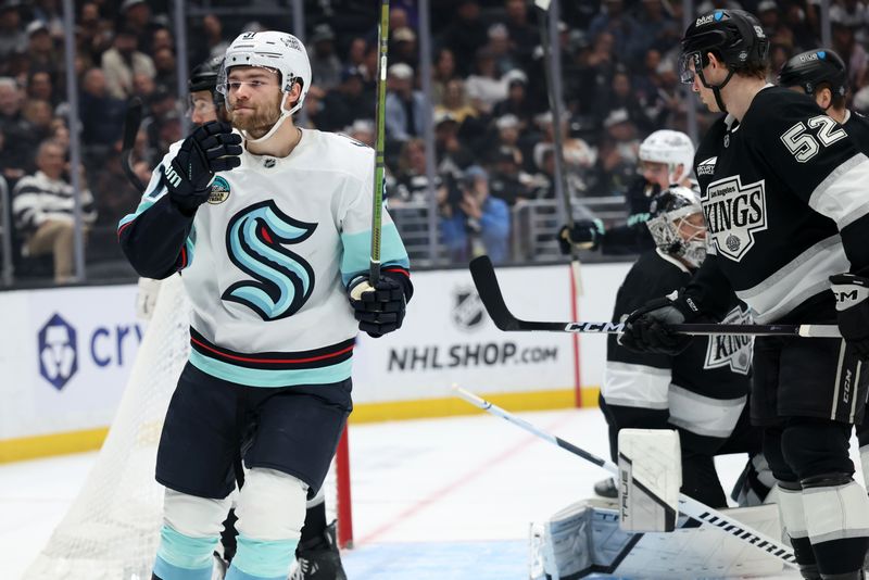 Did Seattle Kraken's Powerplay Outshine Los Angeles Kings at Crypto.com Arena?