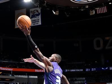 ORLANDO, FL - NOVEMBER 26: Terry Rozier #3 of the Charlotte Hornets shoots the ball during the game against the Orlando Magic on November 26, 2023 at Amway Center in Orlando, Florida. NOTE TO USER: User expressly acknowledges and agrees that, by downloading and or using this photograph, User is consenting to the terms and conditions of the Getty Images License Agreement. Mandatory Copyright Notice: Copyright 2023 NBAE (Photo by Fernando Medina/NBAE via Getty Images)