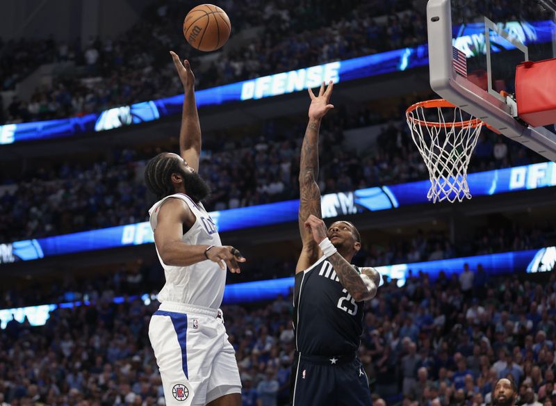 DALLAS, TEXAS - APRIL 28: James Harden #1 of the Los Angeles Clippers shoots the ball over P.J. Washington #25 of the Dallas Mavericks in the fourth quarter  of game four of the Western Conference First Round Playoffs at American Airlines Center on April 28, 2024 in Dallas, Texas.  NOTE TO USER: User expressly acknowledges and agrees that, by downloading and or using this photograph, User is consenting to the terms and conditions of the Getty Images License Agreement. (Photo by Tim Warner/Getty Images)