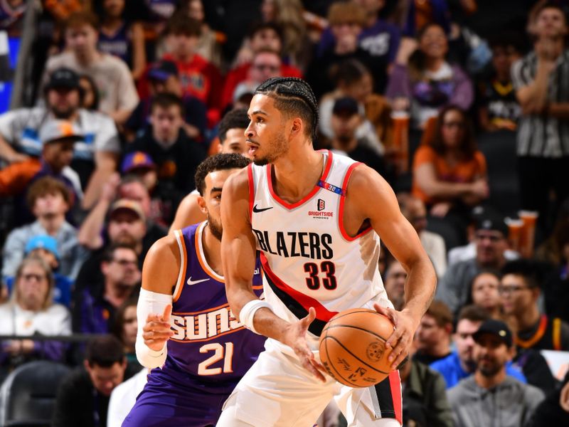 PHOENIX, AZ - NOVEMBER 2: Toumani Camara #33 of the Portland Trail Blazers looks to pass the ball during the game against the Phoenix Suns on November 2, 2024 at Footprint Center in Phoenix, Arizona. NOTE TO USER: User expressly acknowledges and agrees that, by downloading and or using this photograph, user is consenting to the terms and conditions of the Getty Images License Agreement. Mandatory Copyright Notice: Copyright 2024 NBAE (Photo by Barry Gossage/NBAE via Getty Images)