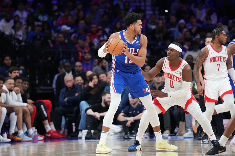 PHILADELPHIA, PA - JANUARY 15: Tobias Harris #12 of the Philadelphia 76ers handles the ball during the game against the Houston Rockets on January 15, 2024 at the Wells Fargo Center in Philadelphia, Pennsylvania NOTE TO USER: User expressly acknowledges and agrees that, by downloading and/or using this Photograph, user is consenting to the terms and conditions of the Getty Images License Agreement. Mandatory Copyright Notice: Copyright 2024 NBAE (Photo by Jesse D. Garrabrant/NBAE via Getty Images)