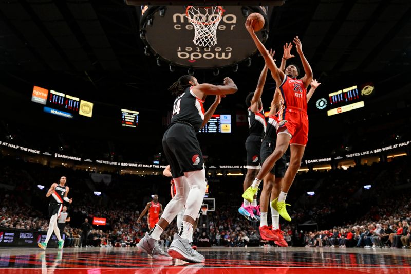 PORTLAND, OREGON - APRIL 09: Trey Murphy III #25 of the New Orleans Pelicans shoots during the first quarter of the game against the Portland Trail Blazers at the Moda Center on April 09, 2024 in Portland, Oregon. The New Orleans Pelicans won 110-100. NOTE TO USER: User expressly acknowledges and agrees that, by downloading and or using this photograph, User is consenting to the terms and conditions of the Getty Images License Agreement. (Photo by Alika Jenner/Getty Images)