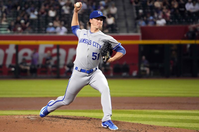 Apr 25, 2023; Phoenix, Arizona, USA; Kansas City Royals starting pitcher Brady Singer (51) pitches against the Arizona Diamondbacks during the third inning at Chase Field. Mandatory Credit: Joe Camporeale-USA TODAY Sports