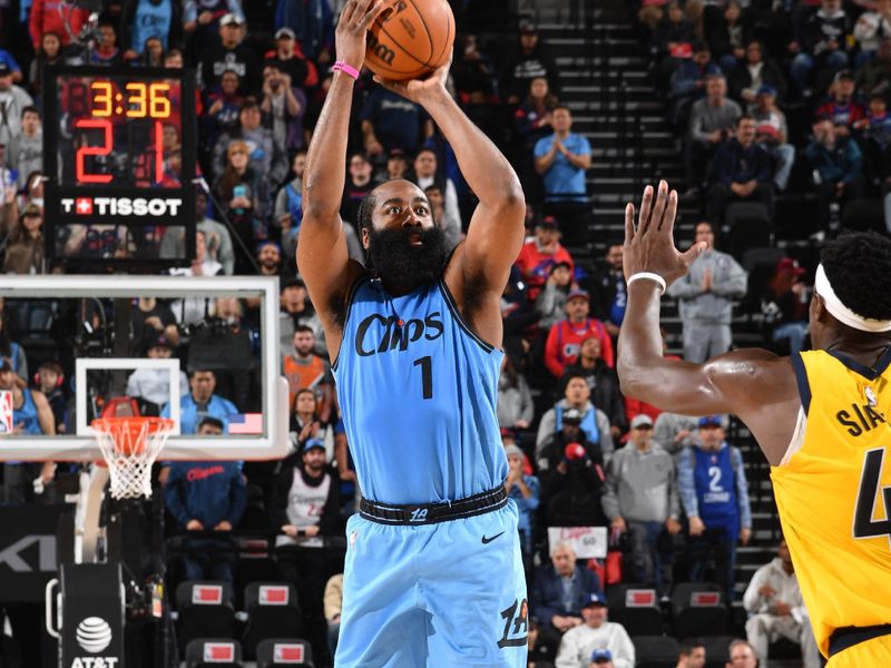 INGLEWOOD, CA - FEBRUARY 6: James Harden #1 of the LA Clippers shoots the ball during the game against the Indiana Pacers on February 6, 2025 at Intuit Dome in Los Angeles, California. NOTE TO USER: User expressly acknowledges and agrees that, by downloading and/or using this Photograph, user is consenting to the terms and conditions of the Getty Images License Agreement. Mandatory Copyright Notice: Copyright 2025 NBAE (Photo by Juan Ocampo/NBAE via Getty Images)