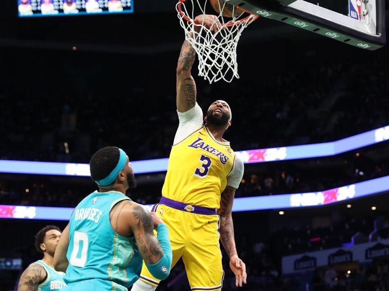 CHARLOTTE, NC - FEBRUARY 5: Anthony Davis #3 of the Los Angeles Lakers dunks the ball during the game against the Charlotte Hornets on February 5, 2024 at Spectrum Center in Charlotte, North Carolina. NOTE TO USER: User expressly acknowledges and agrees that, by downloading and or using this photograph, User is consenting to the terms and conditions of the Getty Images License Agreement.  Mandatory Copyright Notice:  Copyright 2024 NBAE (Photo by Brock Williams-Smith/NBAE via Getty Images)