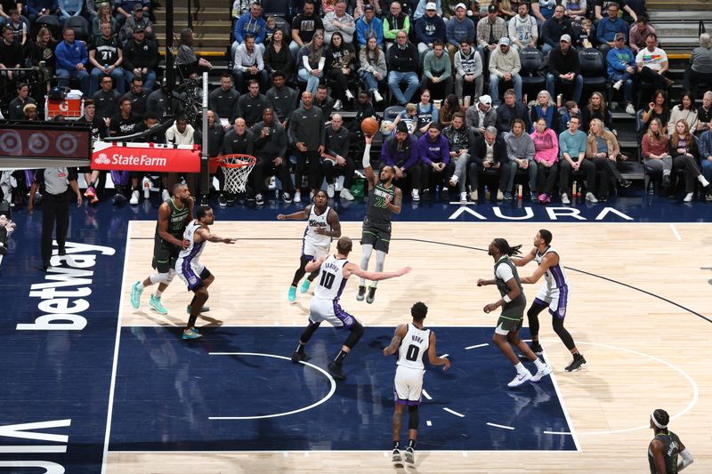 MINNEAPOLIS, MN -  MARCH 1: Monte Morris #23 of the Minnesota Timberwolves shoots the ball during the game against the Sacramento Kings on March 1, 2024 at Target Center in Minneapolis, Minnesota. NOTE TO USER: User expressly acknowledges and agrees that, by downloading and or using this Photograph, user is consenting to the terms and conditions of the Getty Images License Agreement. Mandatory Copyright Notice: Copyright 2024 NBAE (Photo by David Sherman/NBAE via Getty Images)