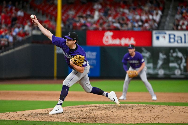 Jun 6, 2024; St. Louis, Missouri, USA;  Colorado Rockies starting pitcher Cal Quantrill (47) pitches against the St. Louis Cardinals during the fifth inning at Busch Stadium. Mandatory Credit: Jeff Curry-USA TODAY Sports