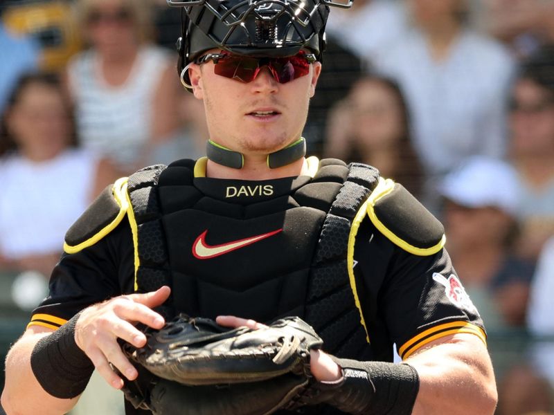 Mar 24, 2024; Bradenton, Florida, USA;  Pittsburgh Pirates catcher Henry Davis (32)   looks on during the second inning against the New York Yankees at LECOM Park. Mandatory Credit: Kim Klement Neitzel-USA TODAY Sports