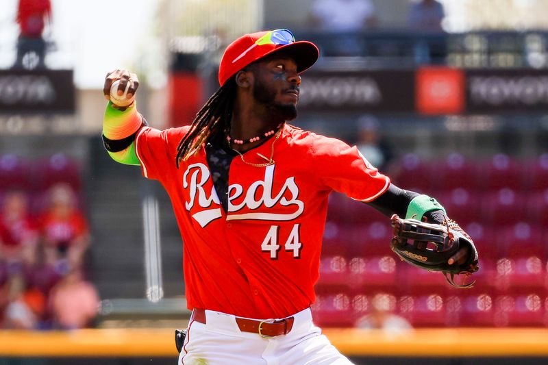 Sep 5, 2024; Cincinnati, Ohio, USA; Cincinnati Reds shortstop Elly De La Cruz (44) throws to first to get Houston Astros second baseman Jose Altuve (not pictured) out in the first inning at Great American Ball Park. Mandatory Credit: Katie Stratman-Imagn Images