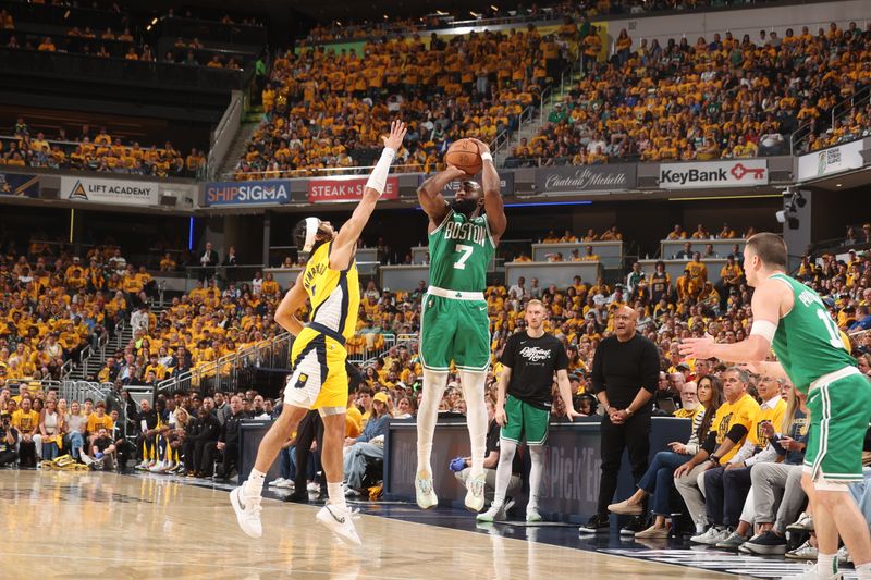 INDIANAPOLIS, IN - MAY 27: Jaylen Brown #7 of the Boston Celtics shoots a three point basket during the game against the Indiana Pacers during Game 4 of the Eastern Conference Finals of the 2024 NBA Playoffs on May 27, 2024 at Gainbridge Fieldhouse in Indianapolis, Indiana. NOTE TO USER: User expressly acknowledges and agrees that, by downloading and or using this Photograph, user is consenting to the terms and conditions of the Getty Images License Agreement. Mandatory Copyright Notice: Copyright 2024 NBAE (Photo by Nathaniel S. Butler/NBAE via Getty Images)