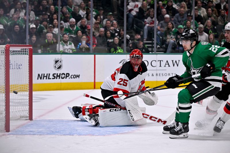 New Jersey Devils vs Dallas Stars: Dawson Mercer Set to Shine in Anticipated Matchup