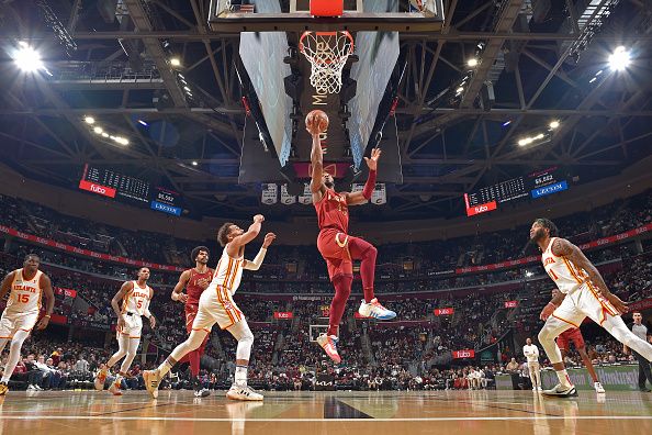 CLEVELAND, OH - NOVEMBER 28: Donovan Mitchell #45 of the Cleveland Cavaliers shoots the ball during the game against the Atlanta Hawks during the In-Season Tournament on November 28, 2023 at Rocket Mortgage FieldHouse in Cleveland, Ohio. NOTE TO USER: User expressly acknowledges and agrees that, by downloading and/or using this Photograph, user is consenting to the terms and conditions of the Getty Images License Agreement. Mandatory Copyright Notice: Copyright 2023 NBAE (Photo by David Liam Kyle/NBAE via Getty Images)