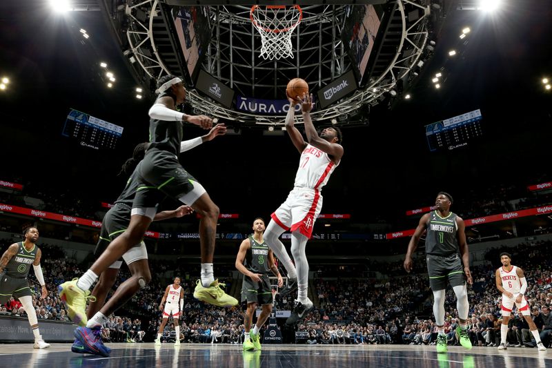 MINNEAPOLIS, MN -  JANUARY 21: Tari Eason #17 of the Houston Rockets goes to the basket against the Minnesota Timberwolves on January 21, 2023 at Target Center in Minneapolis, Minnesota. NOTE TO USER: User expressly acknowledges and agrees that, by downloading and or using this Photograph, user is consenting to the terms and conditions of the Getty Images License Agreement. Mandatory Copyright Notice: Copyright 2023 NBAE (Photo by David Sherman/NBAE via Getty Images)