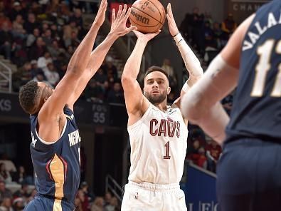 CLEVELAND, OH - December 21: Max Strus #1 of the Cleveland Cavaliers shoots the ball during the game against the New Orleans Pelicans on December 21, 2023 at Rocket Mortgage FieldHouse in Cleveland, Ohio. NOTE TO USER: User expressly acknowledges and agrees that, by downloading and/or using this Photograph, user is consenting to the terms and conditions of the Getty Images License Agreement. Mandatory Copyright Notice: Copyright 2023 NBAE (Photo by David Liam Kyle/NBAE via Getty Images)