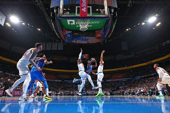 OKLAHOMA CITY, OK - DECEMBER 27: Shai Gilgeous-Alexander #2 of the Oklahoma City Thunder shoots the ball during the game against the New York Knicks on December 27, 2023 at Paycom Arena in Oklahoma City, Oklahoma. NOTE TO USER: User expressly acknowledges and agrees that, by downloading and or using this photograph, User is consenting to the terms and conditions of the Getty Images License Agreement. Mandatory Copyright Notice: Copyright 2023 NBAE (Photo by Zach Beeker/NBAE via Getty Images)