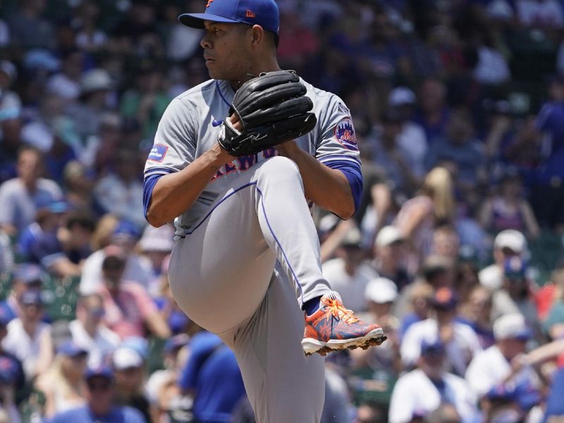 Jun 21, 2024; Chicago, Illinois, USA; New York Mets pitcher Jose Quintana (62) throws a pitch against the Chicago Cubs during the first inning at Wrigley Field. Mandatory Credit: David Banks-USA TODAY Sports