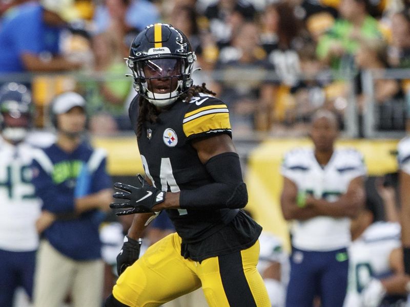 Pittsburgh Steelers safety Terrell Edmunds (34) defends during a preseason NFL football game, Saturday, Aug. 13, 2022, in Pittsburgh, PA. (AP Photo/Matt Durisko)