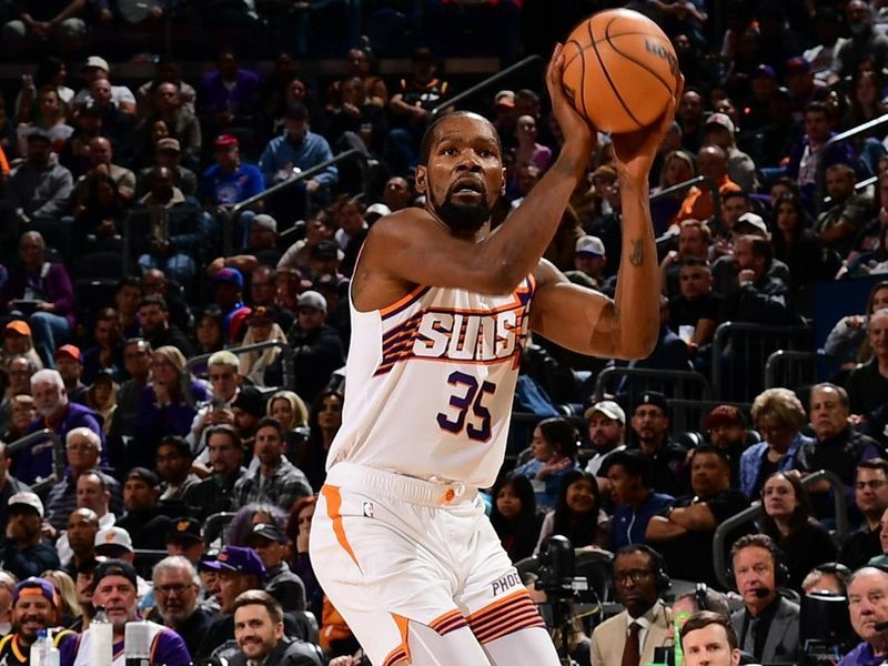 PHOENIX, AZ - NOVEMBER 4: Kevin Durant #35 of the Phoenix Suns shoots the ball during the game against the Philadelphia 76ers on November 4, 2024 at Footprint Center in Phoenix, Arizona. NOTE TO USER: User expressly acknowledges and agrees that, by downloading and or using this photograph, user is consenting to the terms and conditions of the Getty Images License Agreement. Mandatory Copyright Notice: Copyright 2024 NBAE (Photo by Kate Frese/NBAE via Getty Images)