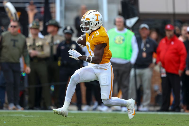 Nov 25, 2023; Knoxville, Tennessee, USA; Tennessee Volunteers defensive back Dee Williams (3) returns a kick against the Vanderbilt Commodores during the first half at Neyland Stadium. Mandatory Credit: Randy Sartin-USA TODAY Sports