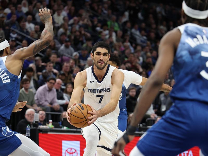 MINNEAPOLIS, MN -  FEBRUARY 28:  Santi Aldama #7 of the Memphis Grizzlies drives to the basket during the game against the Minnesota Timberwolves on February 28, 2024 at Target Center in Minneapolis, Minnesota. NOTE TO USER: User expressly acknowledges and agrees that, by downloading and or using this Photograph, user is consenting to the terms and conditions of the Getty Images License Agreement. Mandatory Copyright Notice: Copyright 2024 NBAE (Photo by Jordan Johnson/NBAE via Getty Images)