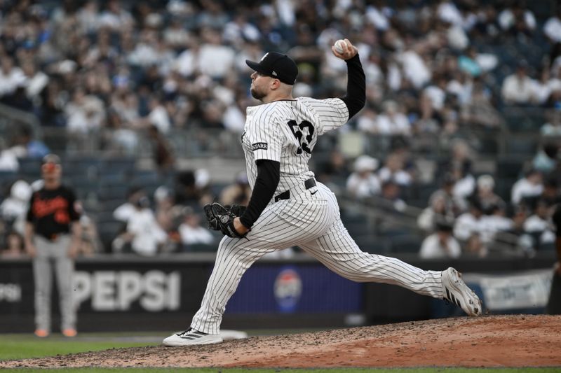 Sep 28, 2025; Bronx, New York, USA; New York Yankees pitcher David Bednar (53) pitches against the Baltimore Orioles during the ninth inning at Yankee Stadium. Mandatory Credit: John Jones-Imagn Images