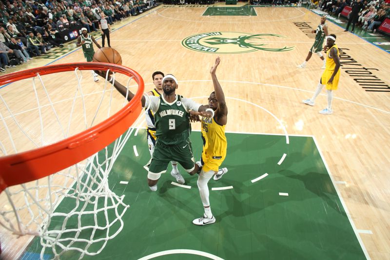 MILWAUKEE, WI - APRIL 21: Bobby Portis #9 of the Milwaukee Bucks drives to the basket during the game against the Indiana Pacers during Round 1 Game 1 of the 2024 NBA Playoffs on April 21, 2024 at the Fiserv Forum Center in Milwaukee, Wisconsin. NOTE TO USER: User expressly acknowledges and agrees that, by downloading and or using this Photograph, user is consenting to the terms and conditions of the Getty Images License Agreement. Mandatory Copyright Notice: Copyright 2024 NBAE (Photo by Gary Dineen/NBAE via Getty Images).