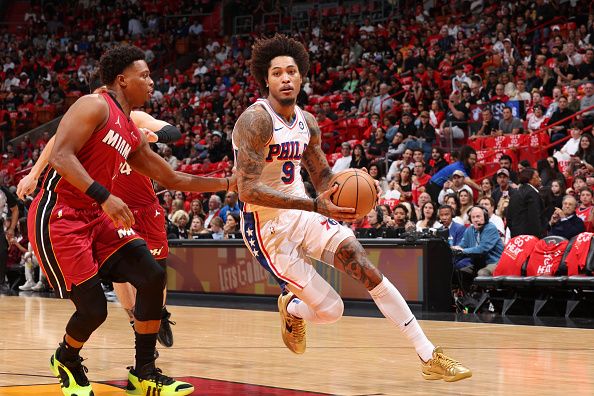 MIAMI, FL - DECEMBER 25:  Kelly Oubre Jr. #9 of the Philadelphia 76ers handles the ball during the game against the Miami Heat on December 25, 2023 at Kaseya Center in Miami, Florida. NOTE TO USER: User expressly acknowledges and agrees that, by downloading and or using this Photograph, user is consenting to the terms and conditions of the Getty Images License Agreement. Mandatory Copyright Notice: Copyright 2023 NBAE (Photo by David Sherman/NBAE via Getty Images)