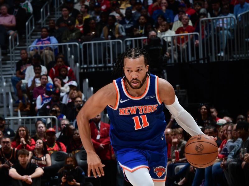 ATLANTA, GA - NOVEMBER 6:  Jalen Brunson #11 of the New York Knicks dribbles the ball during the game against the Atlanta Hawks during a regular season game on November 6, 2024 at State Farm Arena in Atlanta, Georgia.  NOTE TO USER: User expressly acknowledges and agrees that, by downloading and/or using this Photograph, user is consenting to the terms and conditions of the Getty Images License Agreement. Mandatory Copyright Notice: Copyright 2024 NBAE (Photo by Scott Cunningham/NBAE via Getty Images)