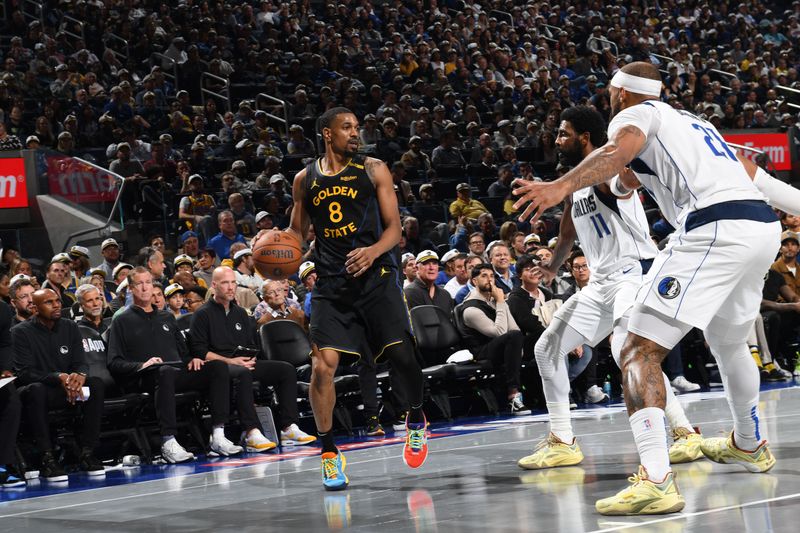 SAN FRANCISCO, CA - NOVEMBER 12: De'Anthony Melton #8 of the Golden State Warriors dribbles the ball during the game against the Dallas Mavericks during the Emirates NBA Cup game on November 12, 2024 at Chase Center in San Francisco, California. NOTE TO USER: User expressly acknowledges and agrees that, by downloading and or using this photograph, user is consenting to the terms and conditions of Getty Images License Agreement. Mandatory Copyright Notice: Copyright 2024 NBAE (Photo by Noah Graham/NBAE via Getty Images)