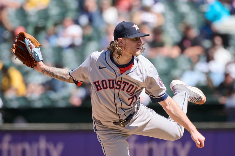 May 26, 2024; Oakland, California, USA; Houston Astros pitcher Josh Hader (71) pitches against the Oakland Athletics during the ninth inning at Oakland-Alameda County Coliseum. Mandatory Credit: Robert Edwards-USA TODAY Sports