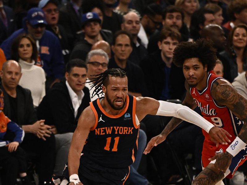 NEW YORK, NY - APRIL 22: Jalen Brunson #11 of the New York Knicks drives to the basket during the game against the Philadelphia 76ers during Round 1 Game 2 of the 2024 NBA Playoffs on April 22, 2024 at Madison Square Garden in New York City, New York.  NOTE TO USER: User expressly acknowledges and agrees that, by downloading and or using this photograph, User is consenting to the terms and conditions of the Getty Images License Agreement. Mandatory Copyright Notice: Copyright 2024 NBAE  (Photo by David Dow/NBAE via Getty Images)