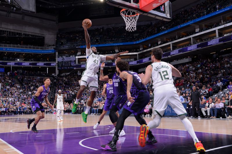 Milwaukee Bucks Stumble Against Sacramento Kings: Was the Golden 1 Center Too Much to Handle?