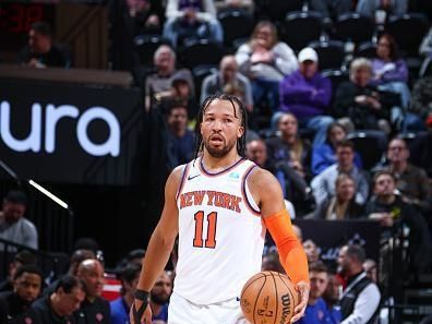 SALT LAKE CITY, UT - DECEMBER 13:  Jalen Brunson #11 of the New York Knicks handles the ball during the game  on December 13, 2023 at vivint.SmartHome Arena in Salt Lake City, Utah. NOTE TO USER: User expressly acknowledges and agrees that, by downloading and or using this Photograph, User is consenting to the terms and conditions of the Getty Images License Agreement. Mandatory Copyright Notice: Copyright 2023 NBAE (Photo by Melissa Majchrzak/NBAE via Getty Images)