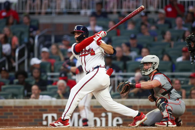 Jul 22, 2024; Atlanta, Georgia, USA; Atlanta Braves second baseman Nacho Alvarez Jr. (17) bats against the Cincinnati Reds in the fifth inning at Truist Park. Mandatory Credit: Brett Davis-USA TODAY Sports
