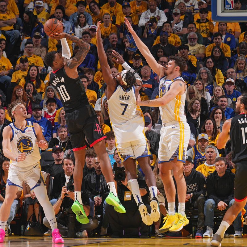 SAN FRANCISCO, CA - APRIL 26:  Jabari Smith Jr. #10 of the Houston Rockets shoots the ball during the game against the Golden State Warriors  during Round 1 Game 3 of the 2025 NBA Playoffs   on April 26, 2025 at Chase Center in San Francisco, California. NOTE TO USER: User expressly acknowledges and agrees that, by downloading and or using this photograph, user is consenting to the terms and conditions of Getty Images License Agreement. Mandatory Copyright Notice: Copyright 2025 NBAE (Photo by Jesse D. Garrabrant/NBAE via Getty Images)