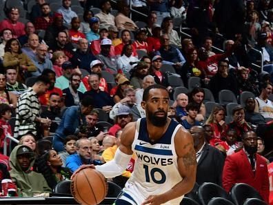 ATLANTA, GA - OCTOBER 30: Mike Conley #10 of the Minnesota Timberwolves dribbles the ball during the game against the Atlanta Hawks on October 30, 2023 at State Farm Arena in Atlanta, Georgia.  NOTE TO USER: User expressly acknowledges and agrees that, by downloading and/or using this Photograph, user is consenting to the terms and conditions of the Getty Images License Agreement. Mandatory Copyright Notice: Copyright 2023 NBAE (Photo by Scott Cunningham/NBAE via Getty Images)