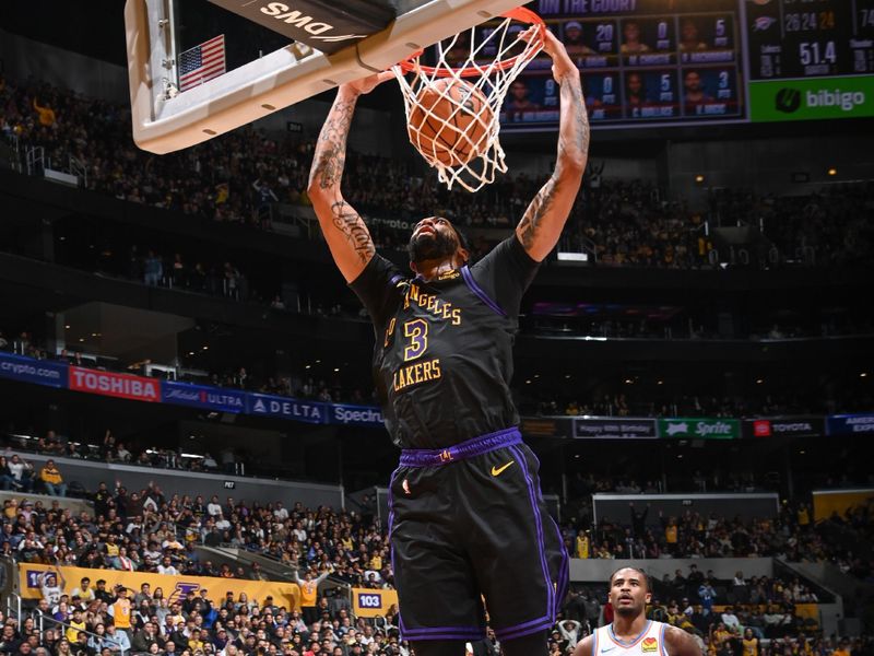 LOS ANGELES, CA - JANUARY 15:  Anthony Davis #3 of the Los Angeles Lakers goes to the basket during the game on January 15, 2024 at Crypto.Com Arena in Los Angeles, California. NOTE TO USER: User expressly acknowledges and agrees that, by downloading and/or using this Photograph, user is consenting to the terms and conditions of the Getty Images License Agreement. Mandatory Copyright Notice: Copyright 2024 NBAE (Photo by Andrew D. Bernstein/NBAE via Getty Images)