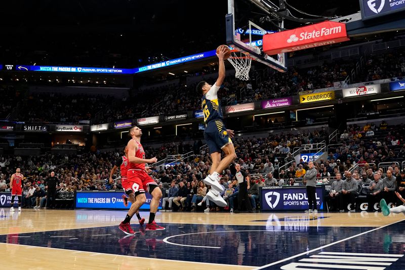 INDIANAPOLIS, INDIANA - JANUARY 08: Ben Sheppard #26 of the Indiana Pacers shoots during an NBA basketball game against the Chicago Bulls at Gainbridge Fieldhouse on January 08, 2025 in Indianapolis, Indiana. NOTE TO USER: User expressly acknowledges and agrees that, by downloading and or using this Photograph, user is consenting to the terms and conditions of the Getty Images License Agreement. (Photo by Jeff Dean/Getty Images)