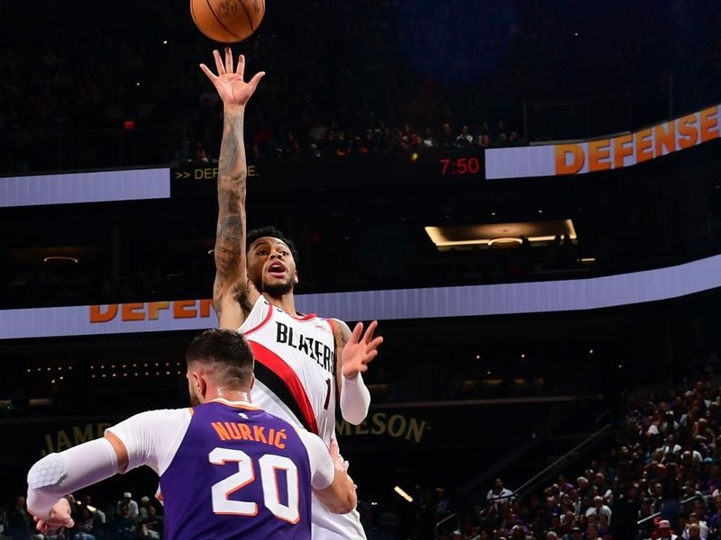 PHOENIX, AZ - NOVEMBER 2: Anfernee Simons #1 of the Portland Trail Blazers shoots the ball during the game against the Phoenix Suns on November 2, 2024 at Footprint Center in Phoenix, Arizona. NOTE TO USER: User expressly acknowledges and agrees that, by downloading and or using this photograph, user is consenting to the terms and conditions of the Getty Images License Agreement. Mandatory Copyright Notice: Copyright 2024 NBAE (Photo by Kate Frese/NBAE via Getty Images)