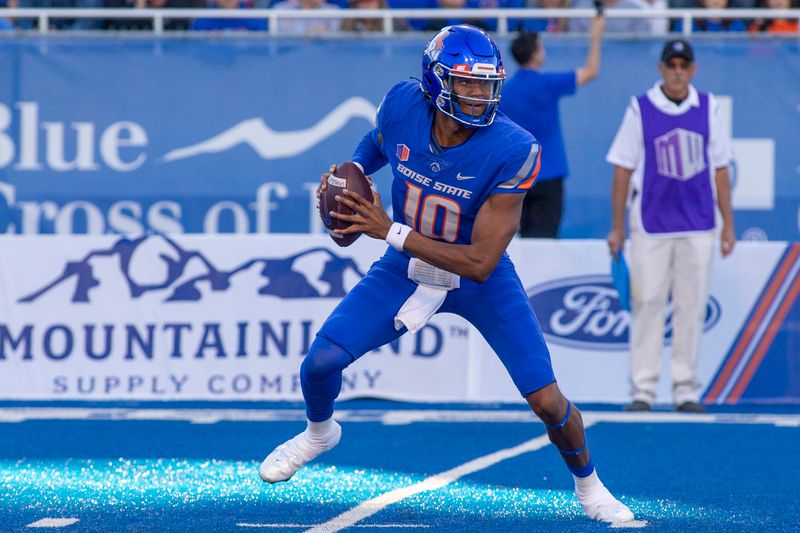 Sep 30, 2022; Boise, Idaho, USA; Boise State Broncos quarterback Taylen Green (10) scrambles during first half at Albertsons Stadium against the San Diego State Aztecs. Mandatory Credit: Brian Losness-USA TODAY Sports

