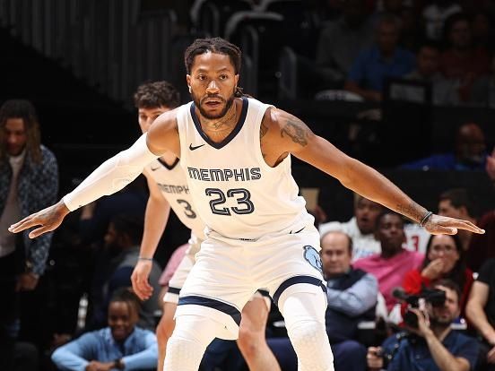 WASHINGTON, DC -? OCTOBER 28: Derrick Rose #23 of the Memphis Grizzlies plays defense during the game against the Washington Wizards on October 28, 2023 at Capital One Arena in Washington, DC. NOTE TO USER: User expressly acknowledges and agrees that, by downloading and or using this Photograph, user is consenting to the terms and conditions of the Getty Images License Agreement. Mandatory Copyright Notice: Copyright 2023 NBAE (Photo by Stephen Gosling/NBAE via Getty Images)