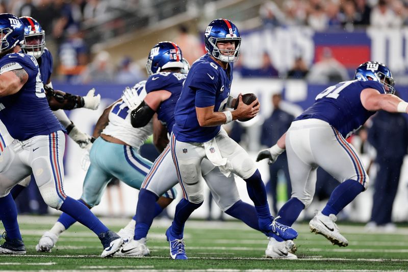 New York Giants quarterback Daniel Jones looks to throw during the first half of an NFL football game against the Dallas Cowboys, Sunday, Sept. 10, 2023, in East Rutherford, N.J. (AP Photo/Adam Hunger)