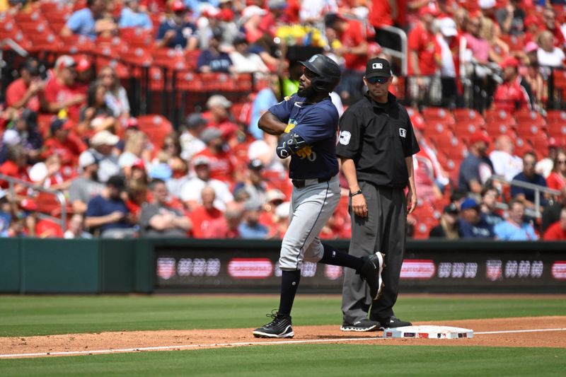Sep 8, 2024; St. Louis, Missouri, USA; Seattle Mariners left fielder Randy Arozarena (56) gestures to the dug out after hitting a two-run home run against the St. Louis Cardinals during the second inning at Busch Stadium. Mandatory Credit: Jeff Le-Imagn Images
