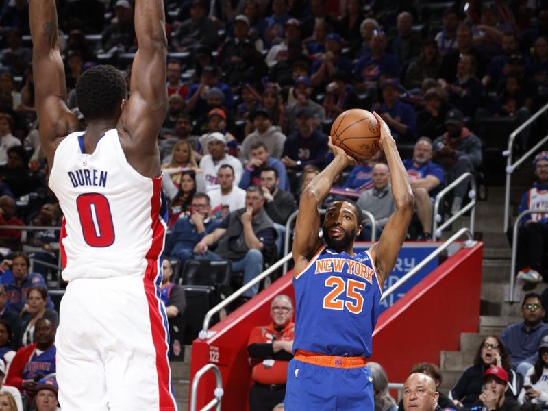 DETROIT, MI - APRIL 27: Mikal Bridges #25 of the New York Knicks shoots a three point basket during the game against the Detroit Pistons during Round 1 Game 4 of the 2025 NBA Playoffs on April 27, 2025 at Little Caesars Arena in Detroit, Michigan. NOTE TO USER: User expressly acknowledges and agrees that, by downloading and/or using this photograph, User is consenting to the terms and conditions of the Getty Images License Agreement. Mandatory Copyright Notice: Copyright 2025 NBAE (Photo by Brian Sevald/NBAE via Getty Images)
