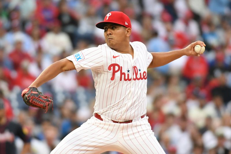 May 27, 2025; Philadelphia, Pennsylvania, USA; Philadelphia Phillies pitcher Ranger Suárez (55) throws a pitch during the second inning against the Atlanta Braves at Citizens Bank Park. Mandatory Credit: Eric Hartline-Imagn Images