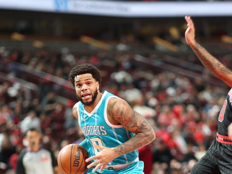 CHICAGO, IL - JANUARY 17: Miles Bridges #0 of the Charlotte Hornets drives to the basket during the game against the Chicago Bulls on January 17, 2025 at United Center in Chicago, Illinois. NOTE TO USER: User expressly acknowledges and agrees that, by downloading and or using this photograph, User is consenting to the terms and conditions of the Getty Images License Agreement. Mandatory Copyright Notice: Copyright 2025 NBAE (Photo by Jeff Haynes/NBAE via Getty Images)