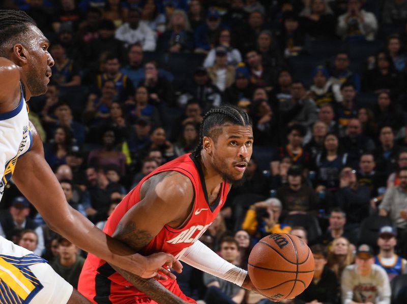 SAN FRANCISCO, CA - DECEMBER 5: Jalen Green #4 of the Houston Rockets dribbles the ball during the game against the Golden State Warriors on December 5, 2024 at Chase Center in San Francisco, California. NOTE TO USER: User expressly acknowledges and agrees that, by downloading and or using this photograph, user is consenting to the terms and conditions of Getty Images License Agreement. Mandatory Copyright Notice: Copyright 2024 NBAE (Photo by Noah Graham/NBAE via Getty Images)