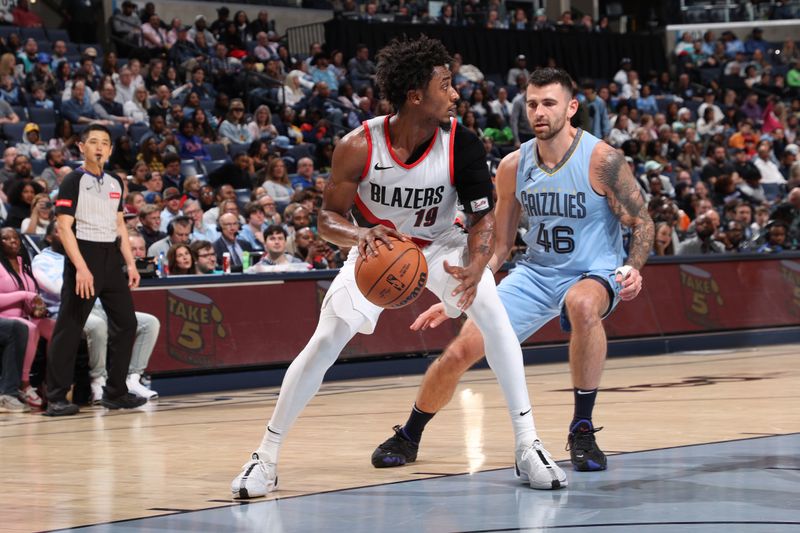 MEMPHIS, TN - MARCH 2: Ashton Hagans #19 of the Portland Trail Blazers dribbles the ball during the game against the Memphis Grizzlieson March 2, 2024 at FedExForum in Memphis, Tennessee. NOTE TO USER: User expressly acknowledges and agrees that, by downloading and or using this photograph, User is consenting to the terms and conditions of the Getty Images License Agreement. Mandatory Copyright Notice: Copyright 2024 NBAE (Photo by Joe Murphy/NBAE via Getty Images)