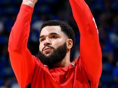 ORLANDO, FL - OCTOBER 25: Fred VanVleet #5 of the Houston Rockets warms up before the game the game against the Orlando Magic on October 25, 2023 at Amway Center in Orlando, Florida. NOTE TO USER: User expressly acknowledges and agrees that, by downloading and or using this photograph, User is consenting to the terms and conditions of the Getty Images License Agreement. Mandatory Copyright Notice: Copyright 2023 NBAE (Photo by Fernando Medina/NBAE via Getty Images)